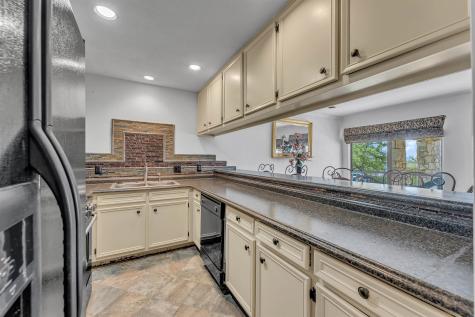 501 Highlands #13 Boulevard Horseshoe Bay TX 78657