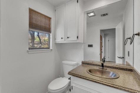 501 Highlands #13 Boulevard Horseshoe Bay TX 78657