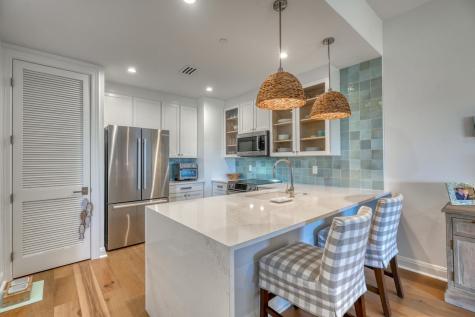 1001 The Cape #46 Horseshoe Bay TX 78657
