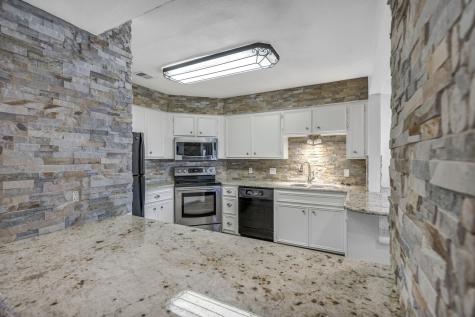 109 Sunshine #4 Horseshoe Bay TX 78657