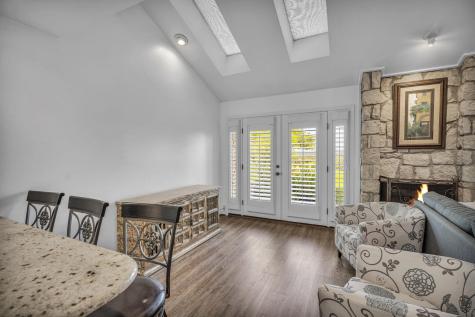 109 Sunshine #4 Horseshoe Bay TX 78657