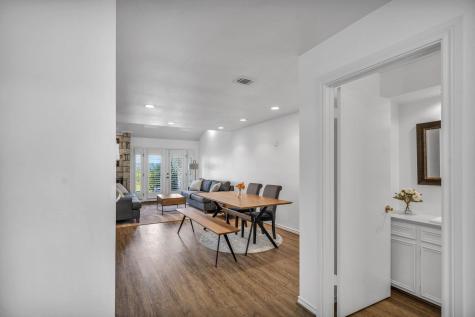 109 Sunshine #4 Horseshoe Bay TX 78657