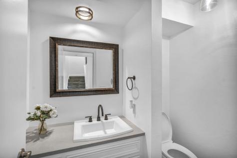 109 Sunshine #4 Horseshoe Bay TX 78657