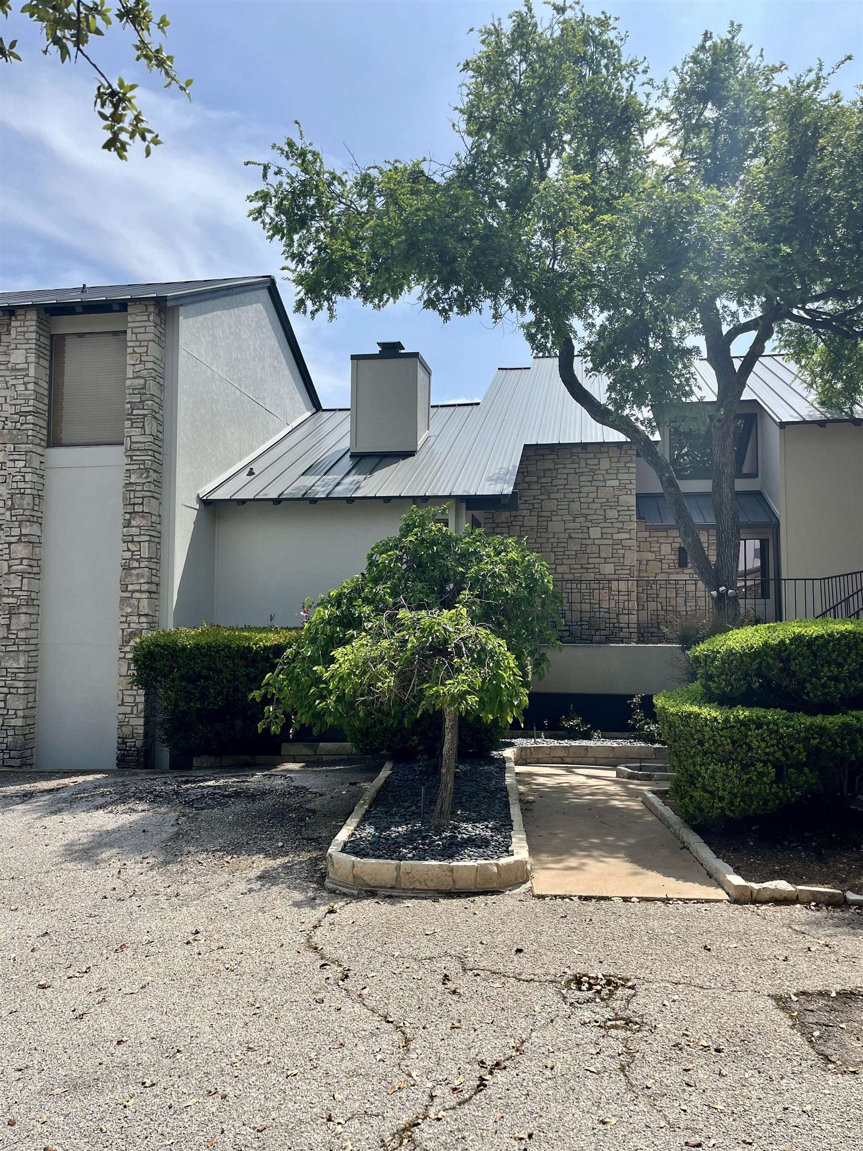103 Island Drive Horseshoe Bay TX 78657