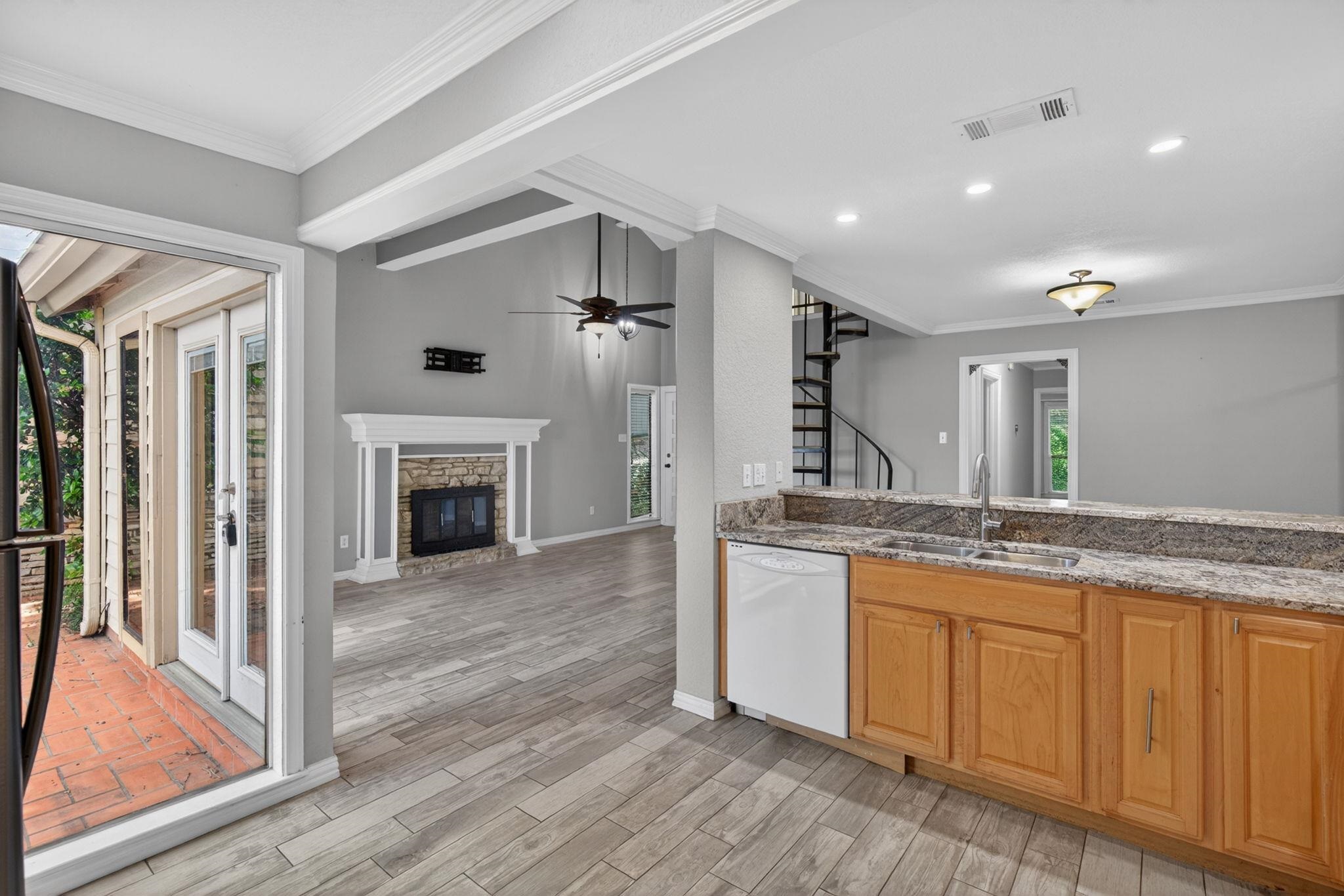 1215 Hi Stirrup #126 Horseshoe Bay TX 78657
