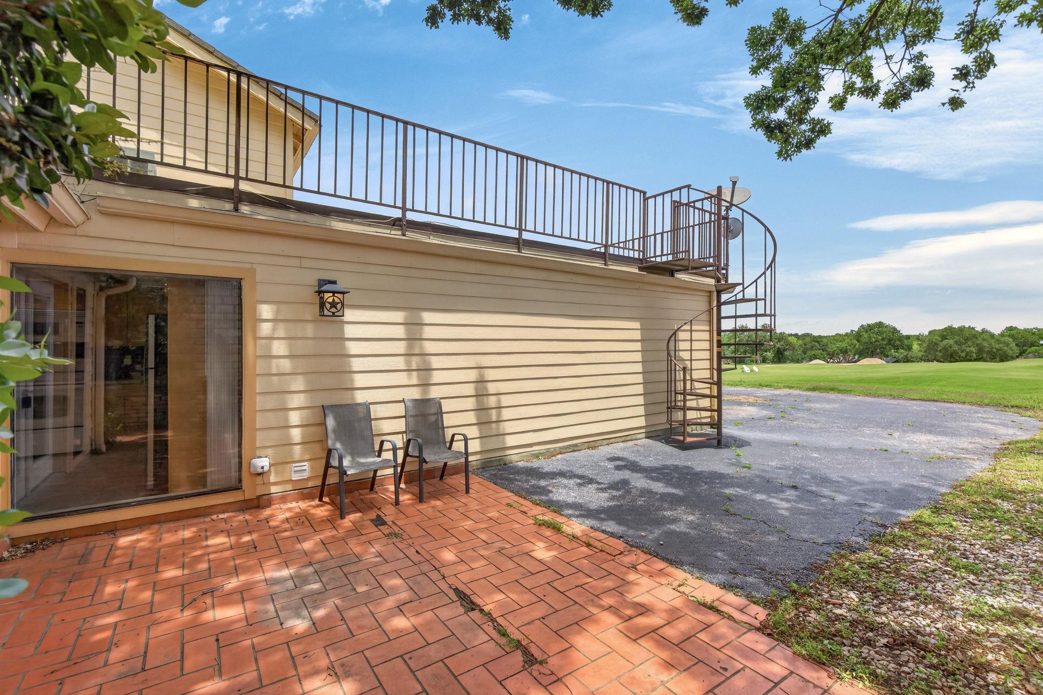 1215 Hi Stirrup #126 Horseshoe Bay TX 78657