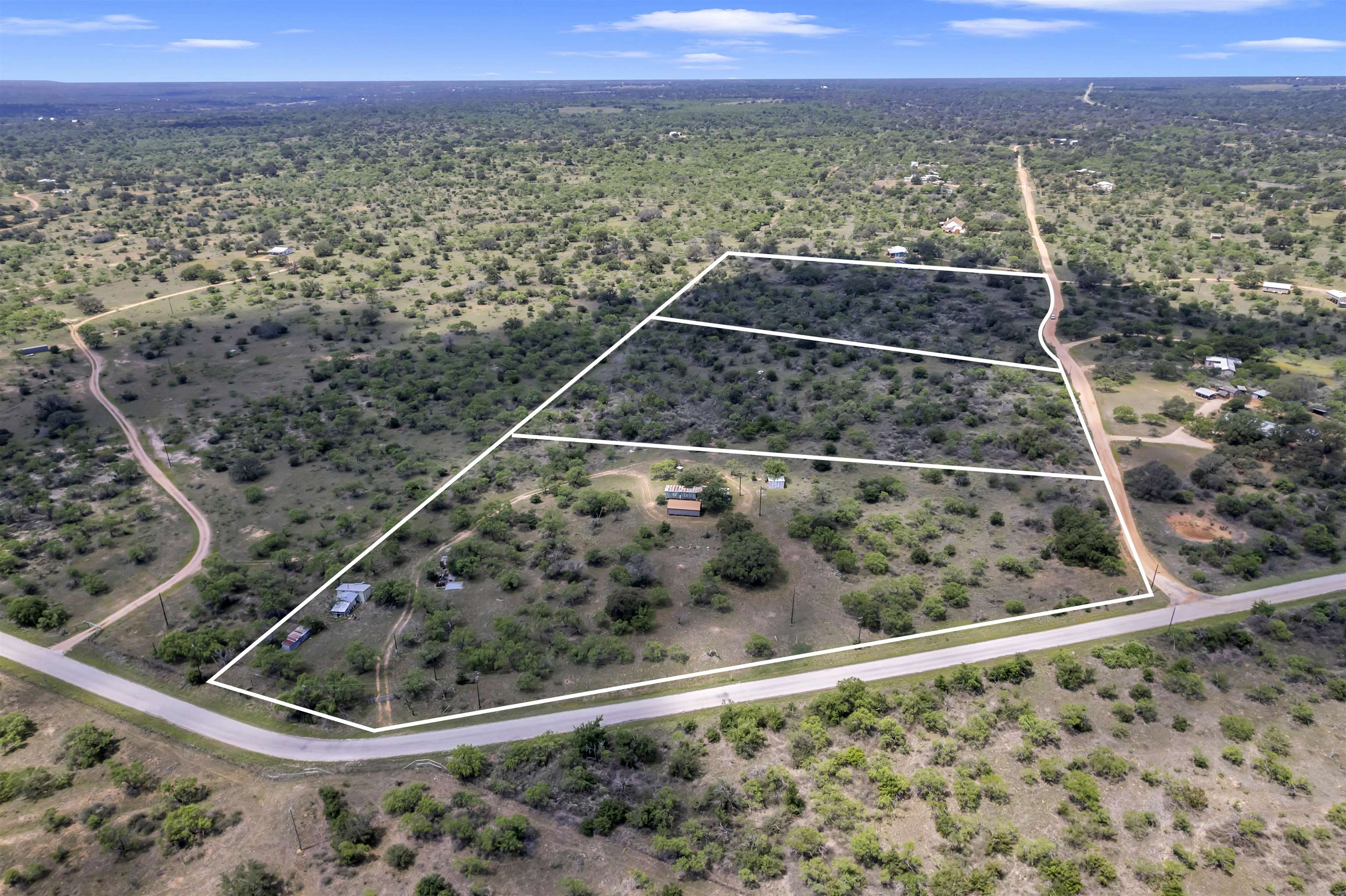 790 Cr 102 Llano TX 78643