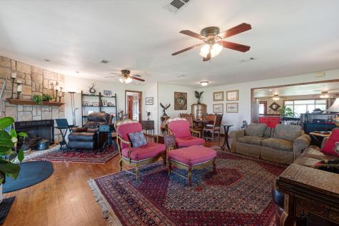 1115 County Road 204 Burnet TX 78611