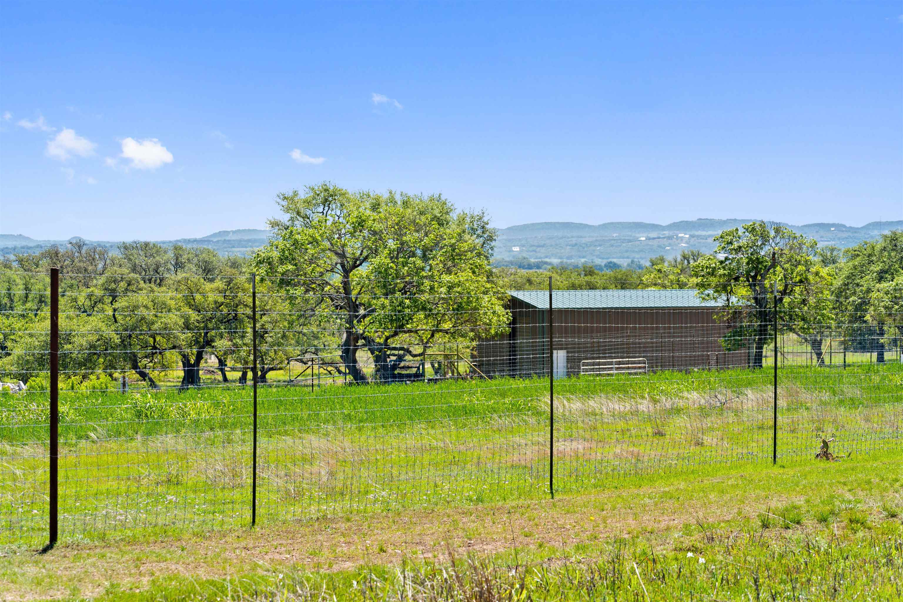 784 Ranch Road 2721 Johnson City TX 78636