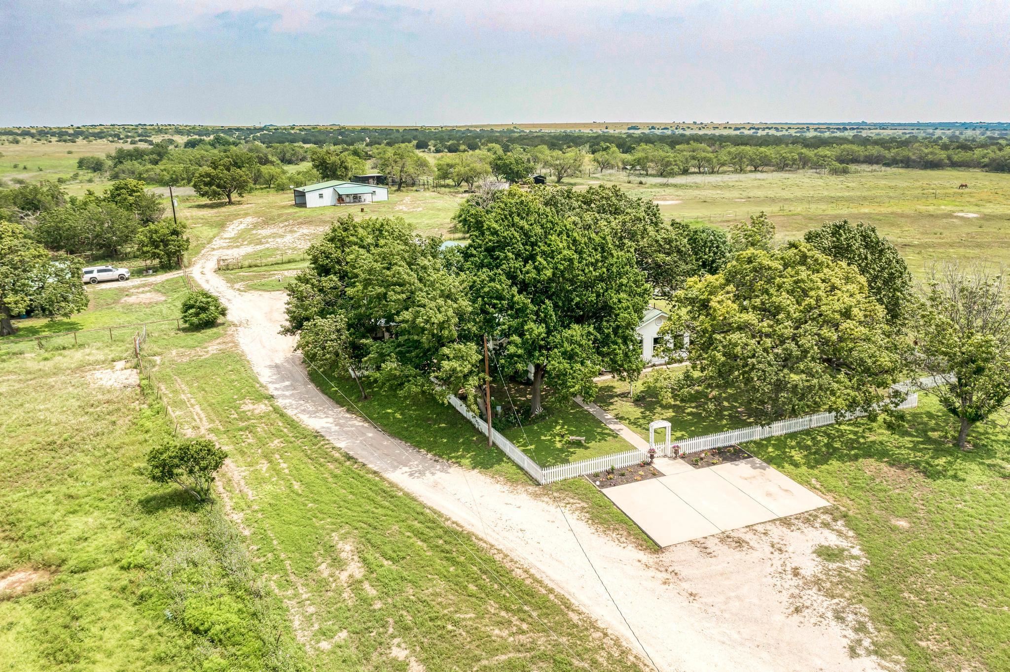 7800 County Road 210 Bertram TX 78605