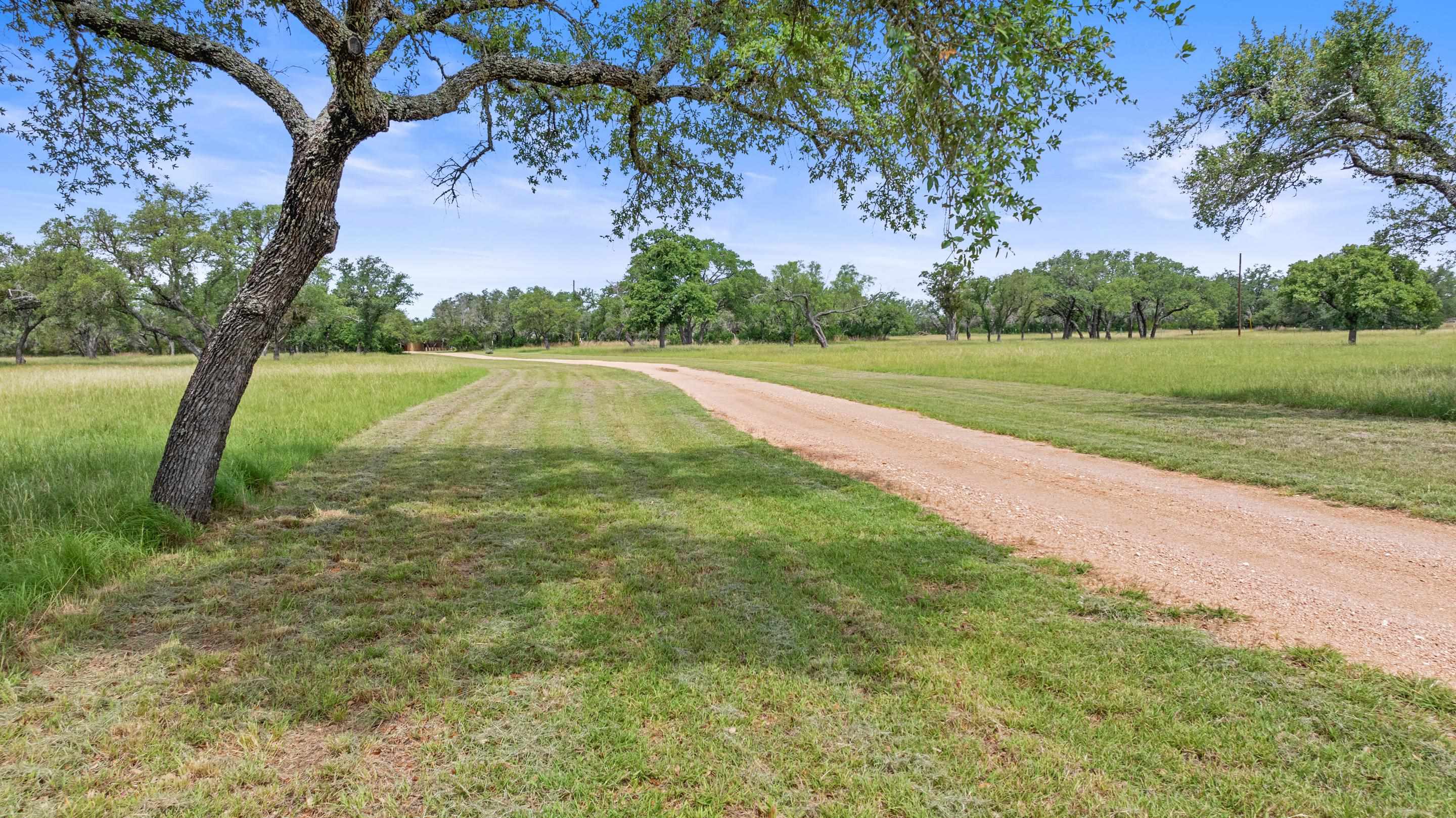 1241 Sandy Oaks Ranch Road Johnson City TX 78636