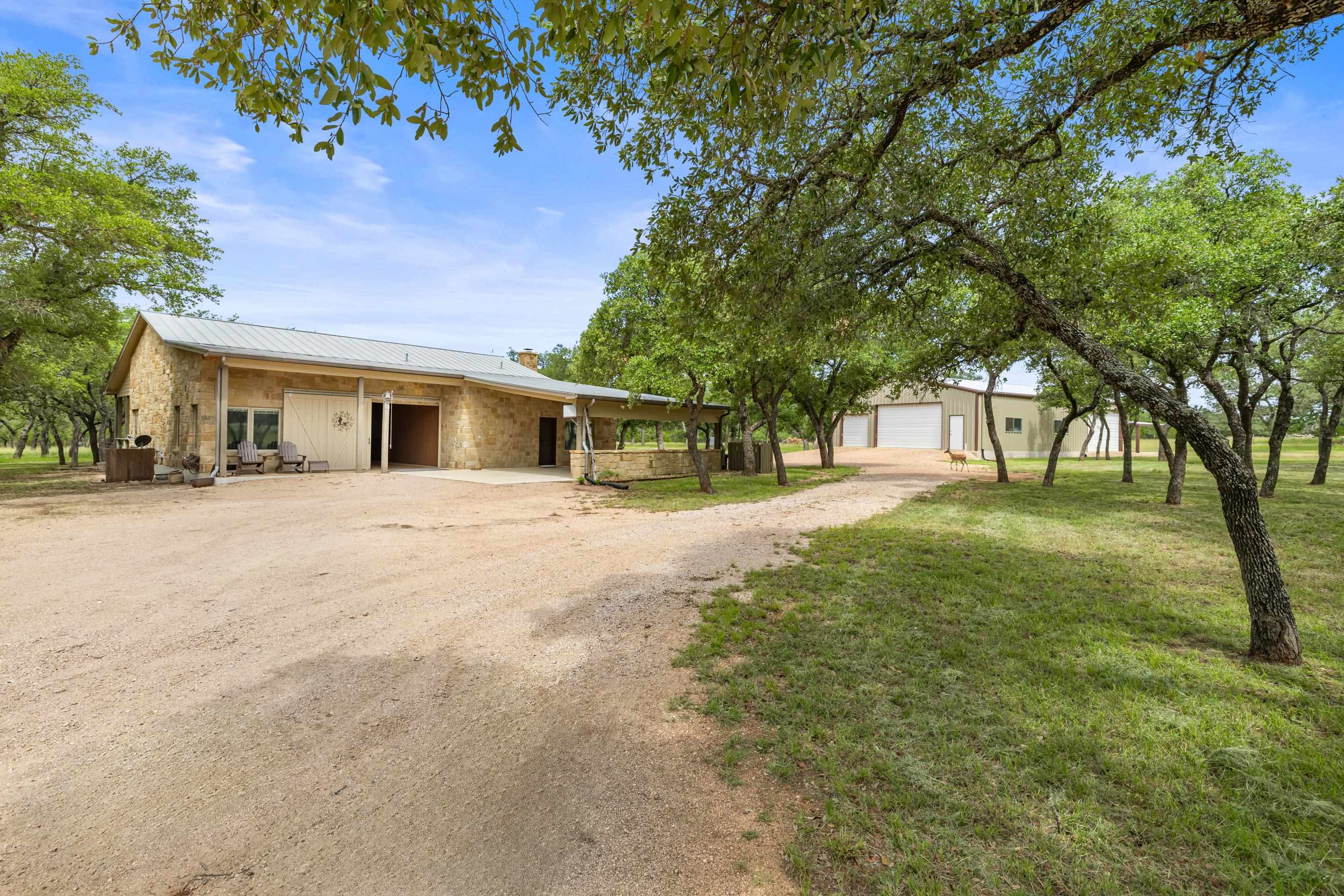 1241 Sandy Oaks Ranch Road Johnson City TX 78636