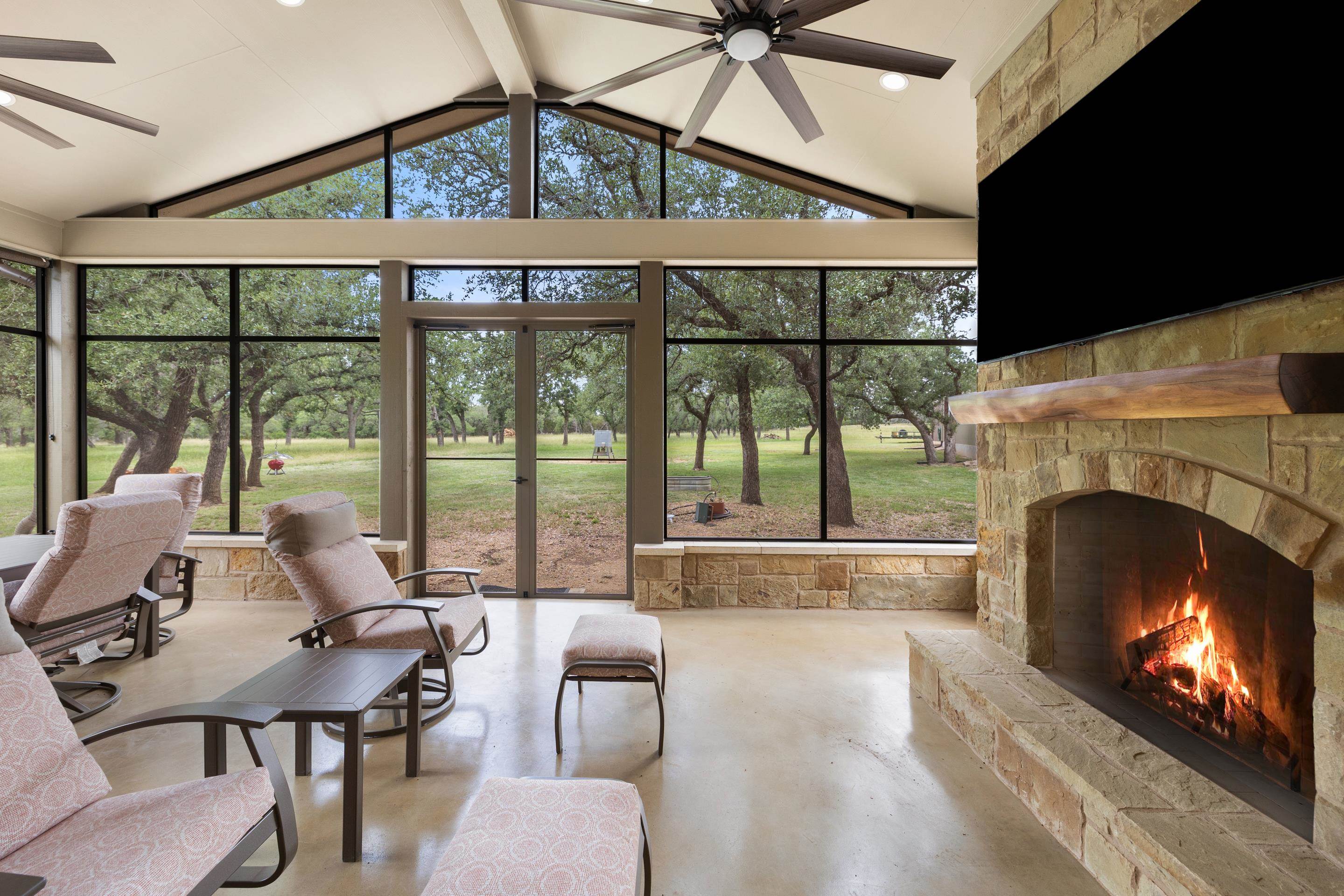 1241 Sandy Oaks Ranch Road Johnson City TX 78636