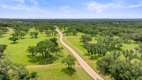 1241 Sandy Oaks Ranch Road Johnson City TX 78636