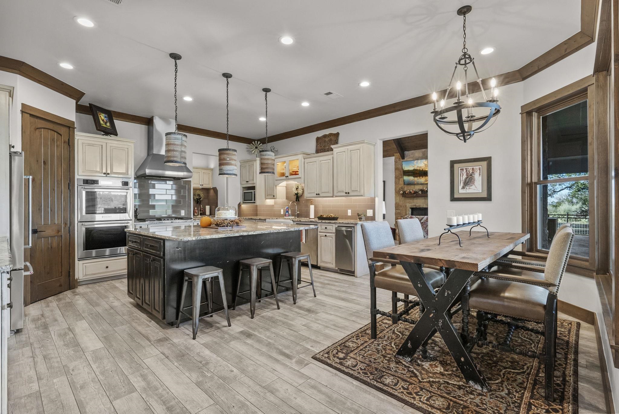 901 Crown Lane Burnet TX 78611