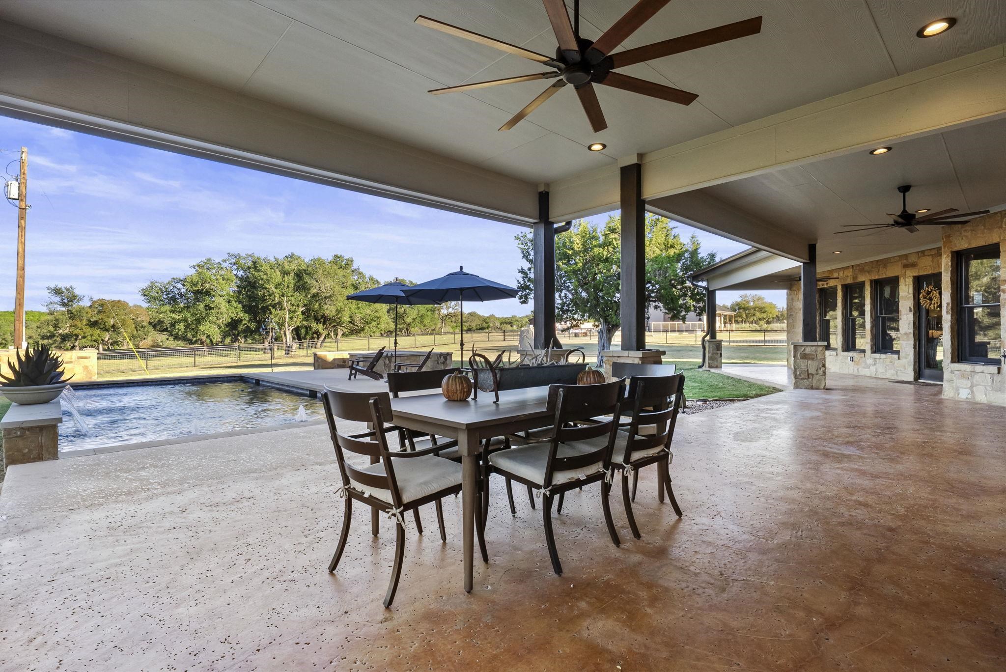 901 Crown Lane Burnet TX 78611