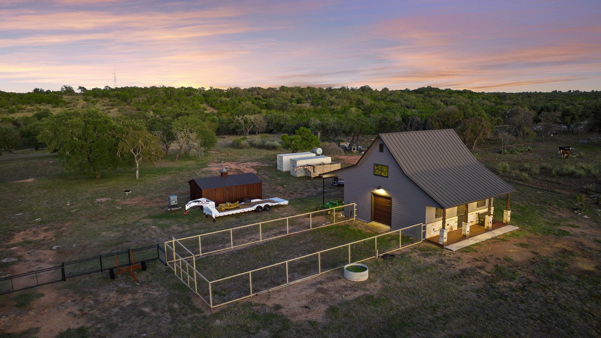 901 Crown Lane Burnet TX 78611
