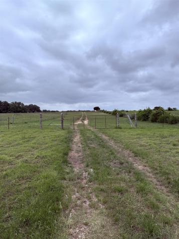 5341 County Road 236 Liberty Hill TX 78642