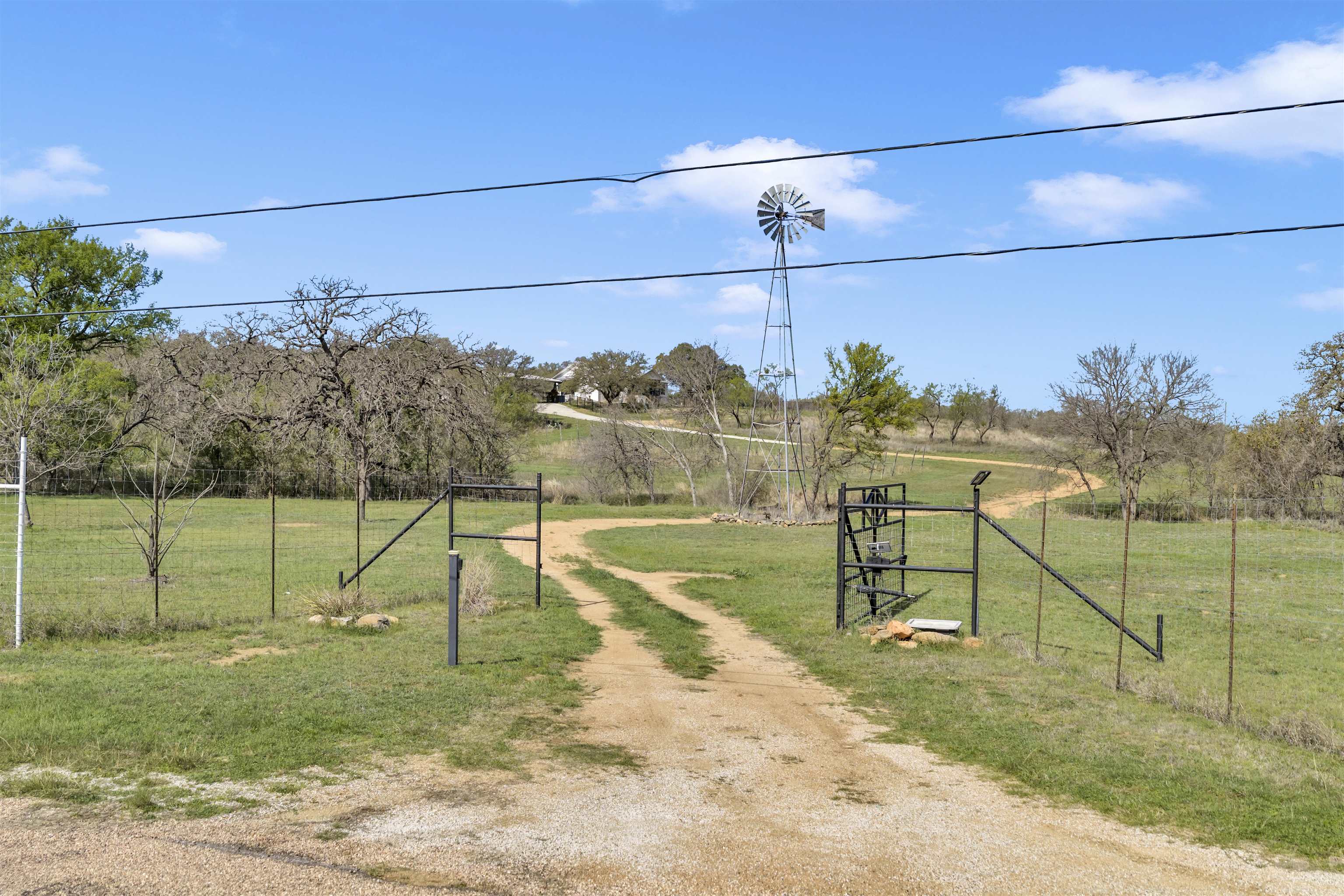 171 Cr 117 Llano TX 78643