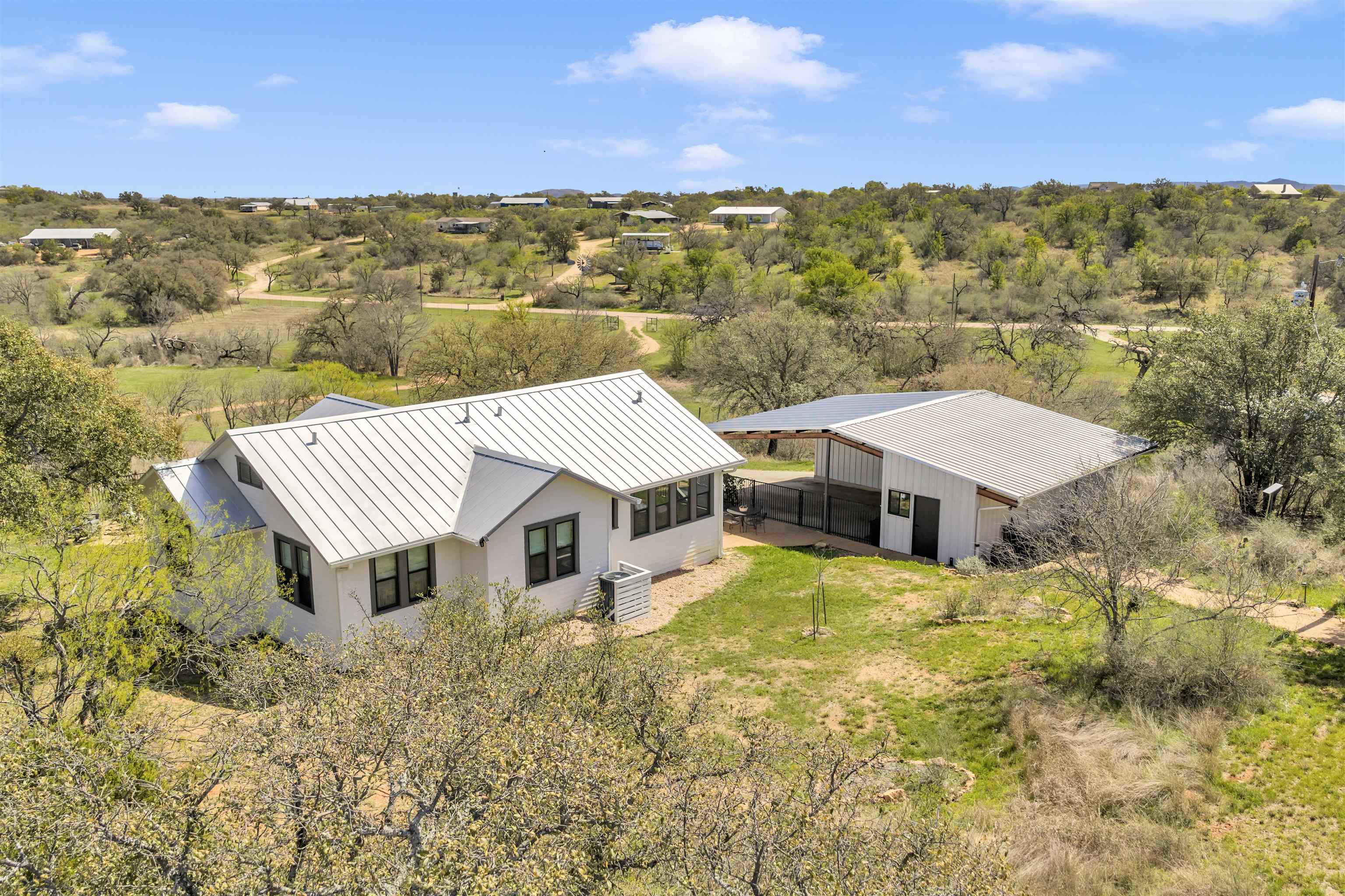 171 Cr 117 Llano TX 78643