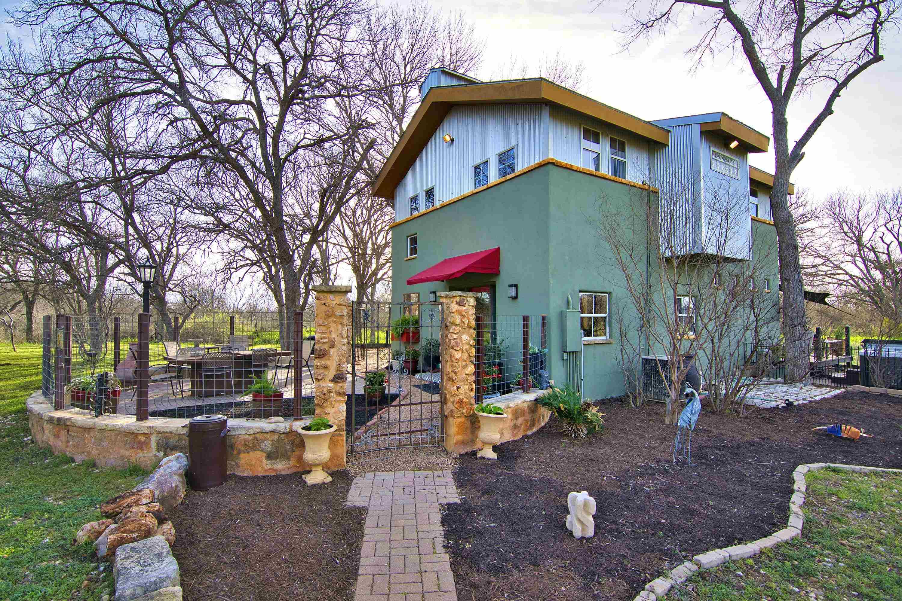 701 Cr 316 Llano TX 78639
