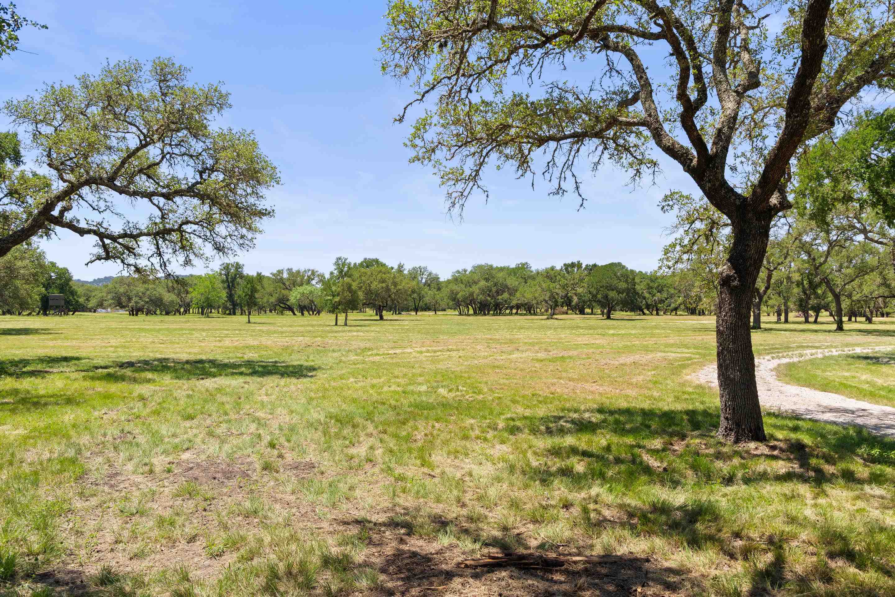 937 Flat Creek Road Johnson City TX 78636