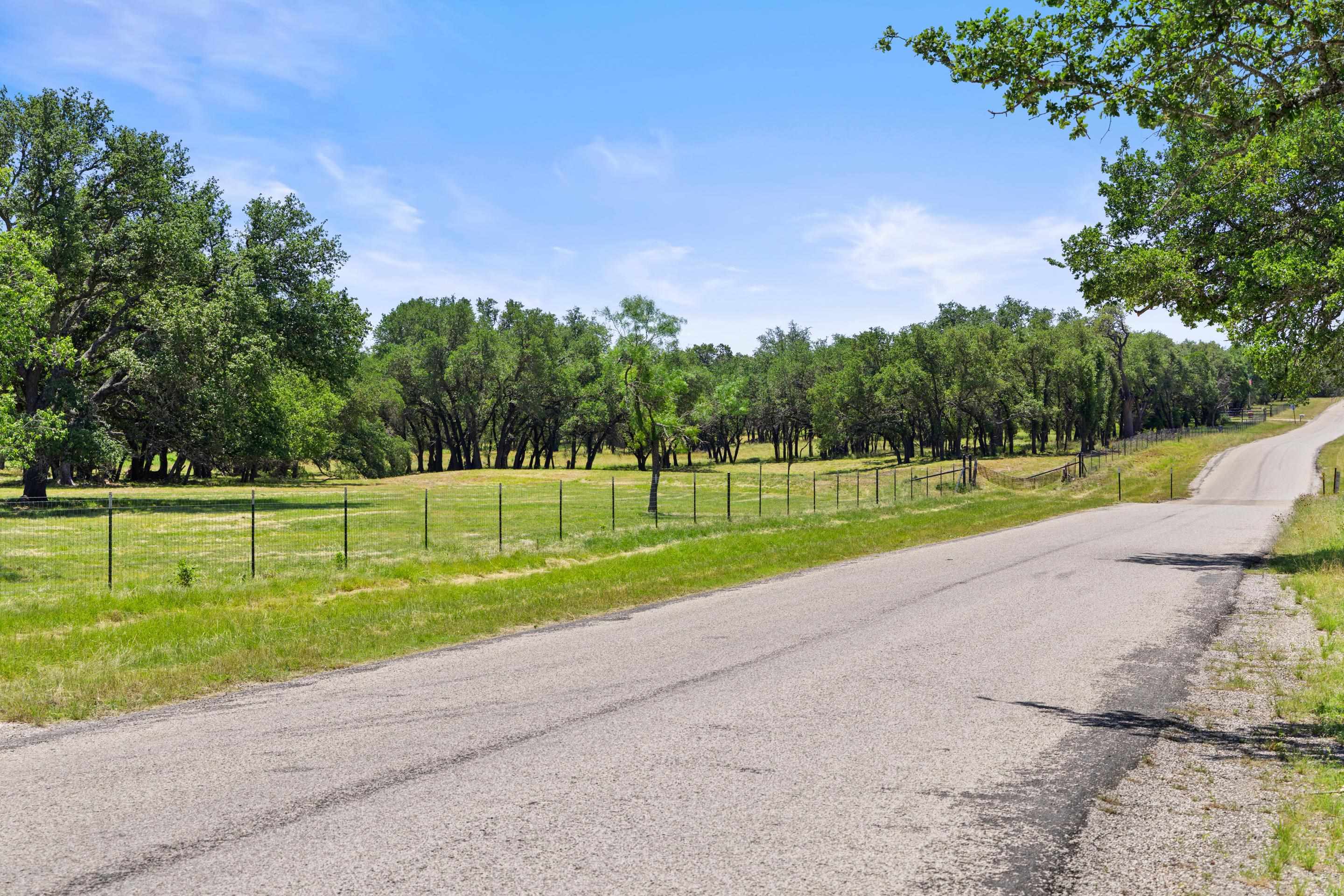 937 Flat Creek Road Johnson City TX 78636