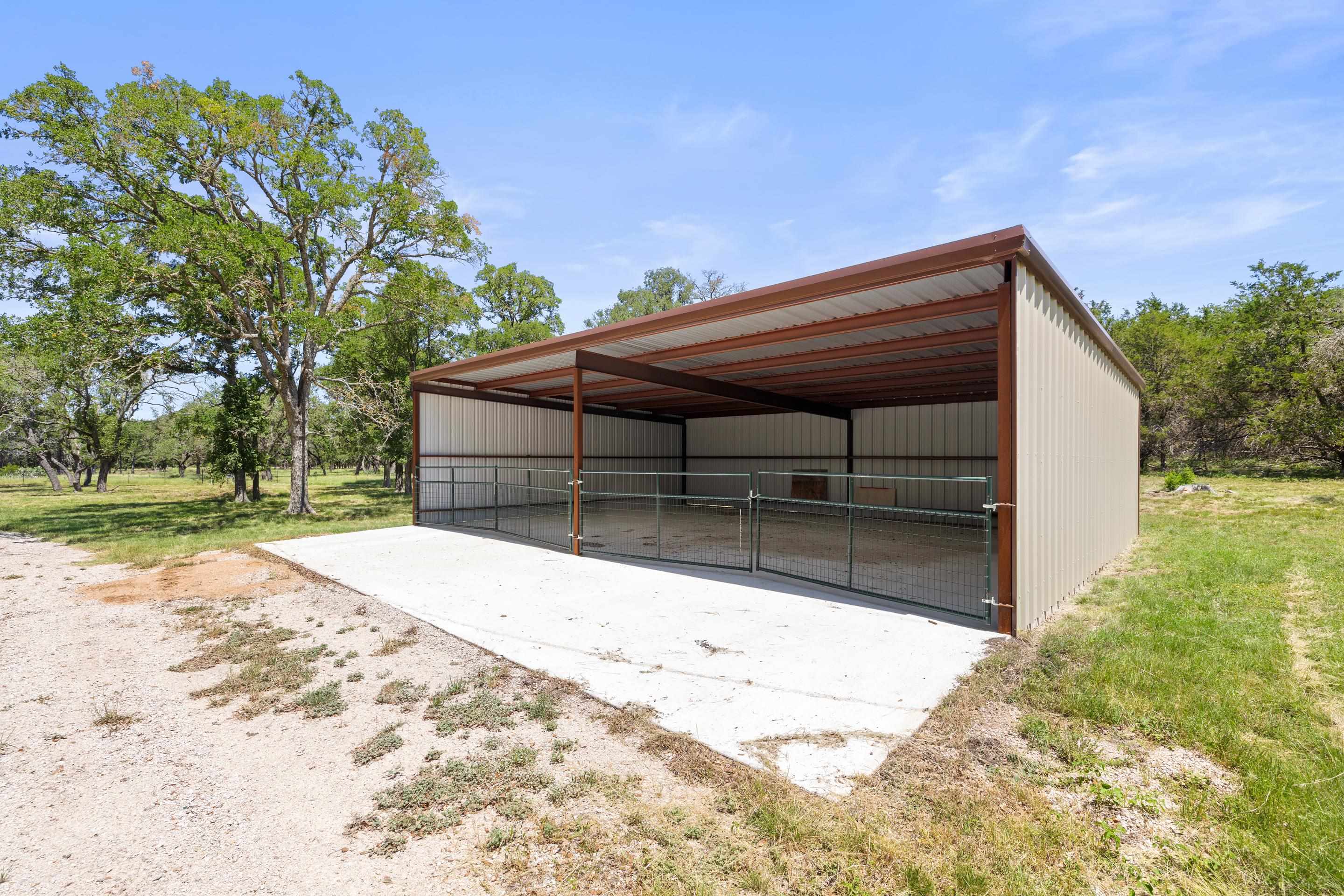 937 Flat Creek Road Johnson City TX 78636