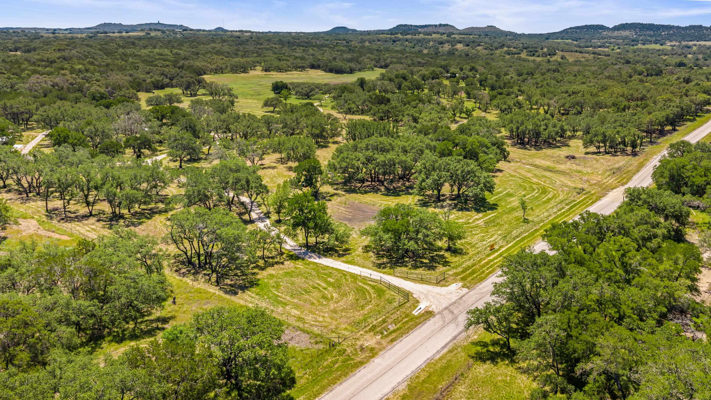 937 Flat Creek Road Johnson City TX 78636