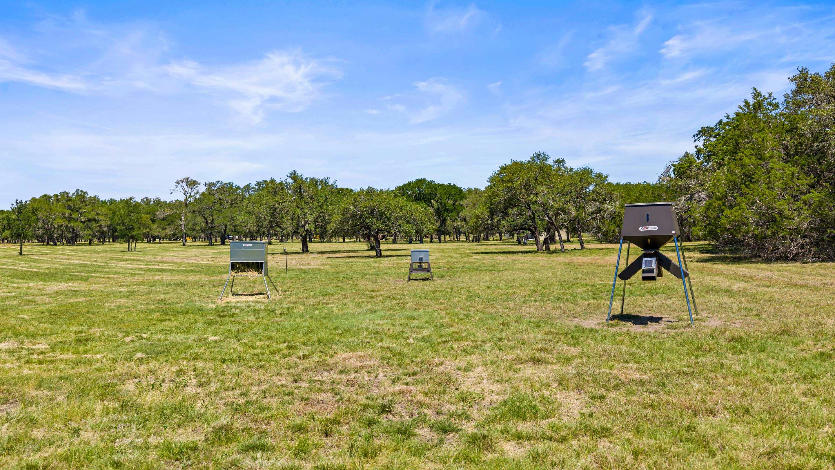 937 Flat Creek Road Johnson City TX 78636