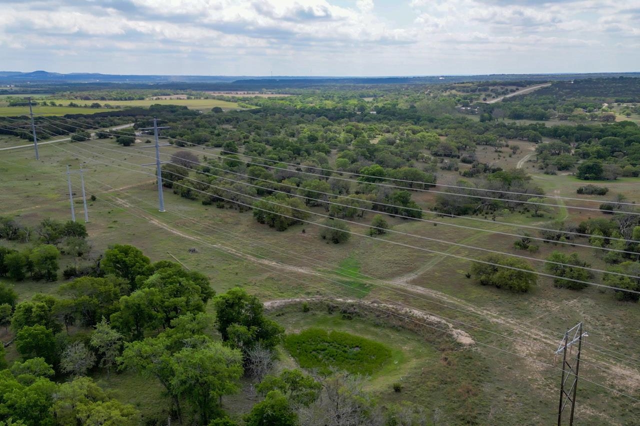 5124 Fm 1715 Lampasas TX 76550
