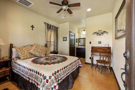 11755 Rm 1323 Johnson City TX 78636