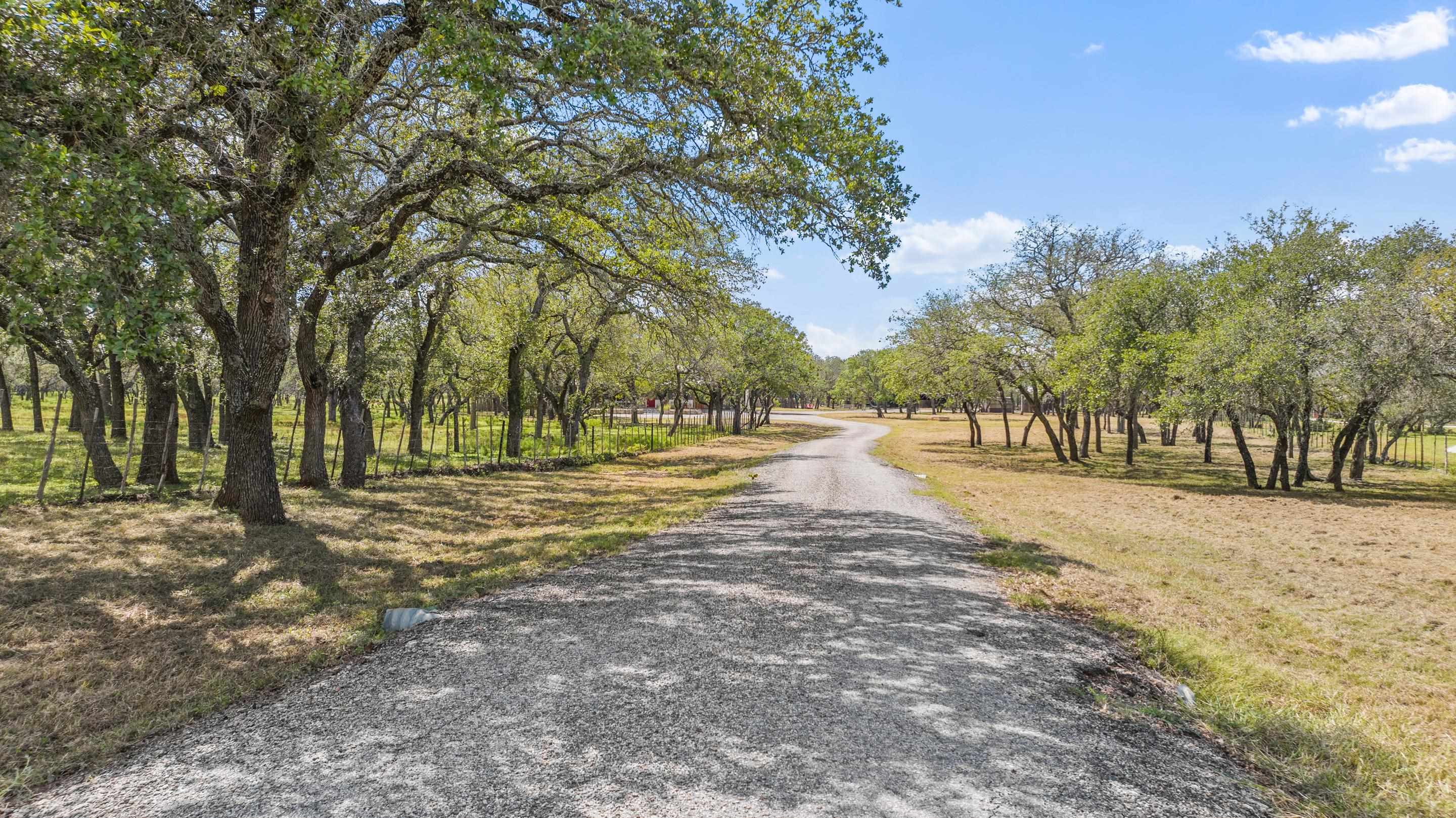 2631 N Us Highway 281 Johnson City TX 78636