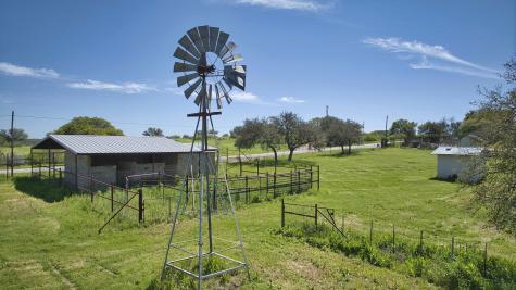 820 Mason Street Brady TX 78625