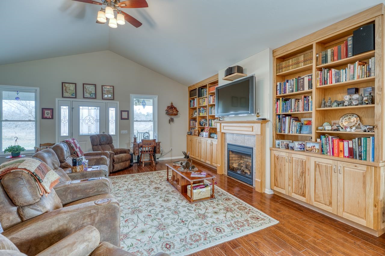 12987 S Highway 16 Llano TX 78643