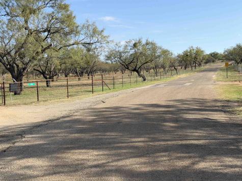 102 County Road 314 Llano TX 78643