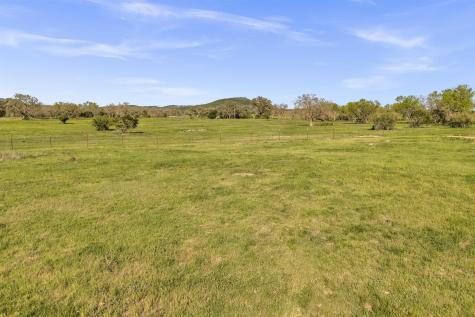 6475 Cr 216 Llano TX 78643