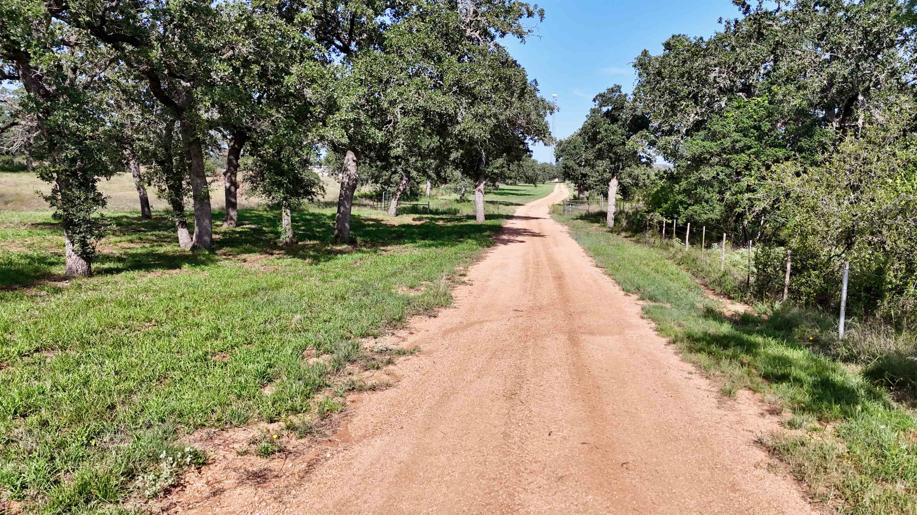 8653 N State Highway 16 Llano TX 78643