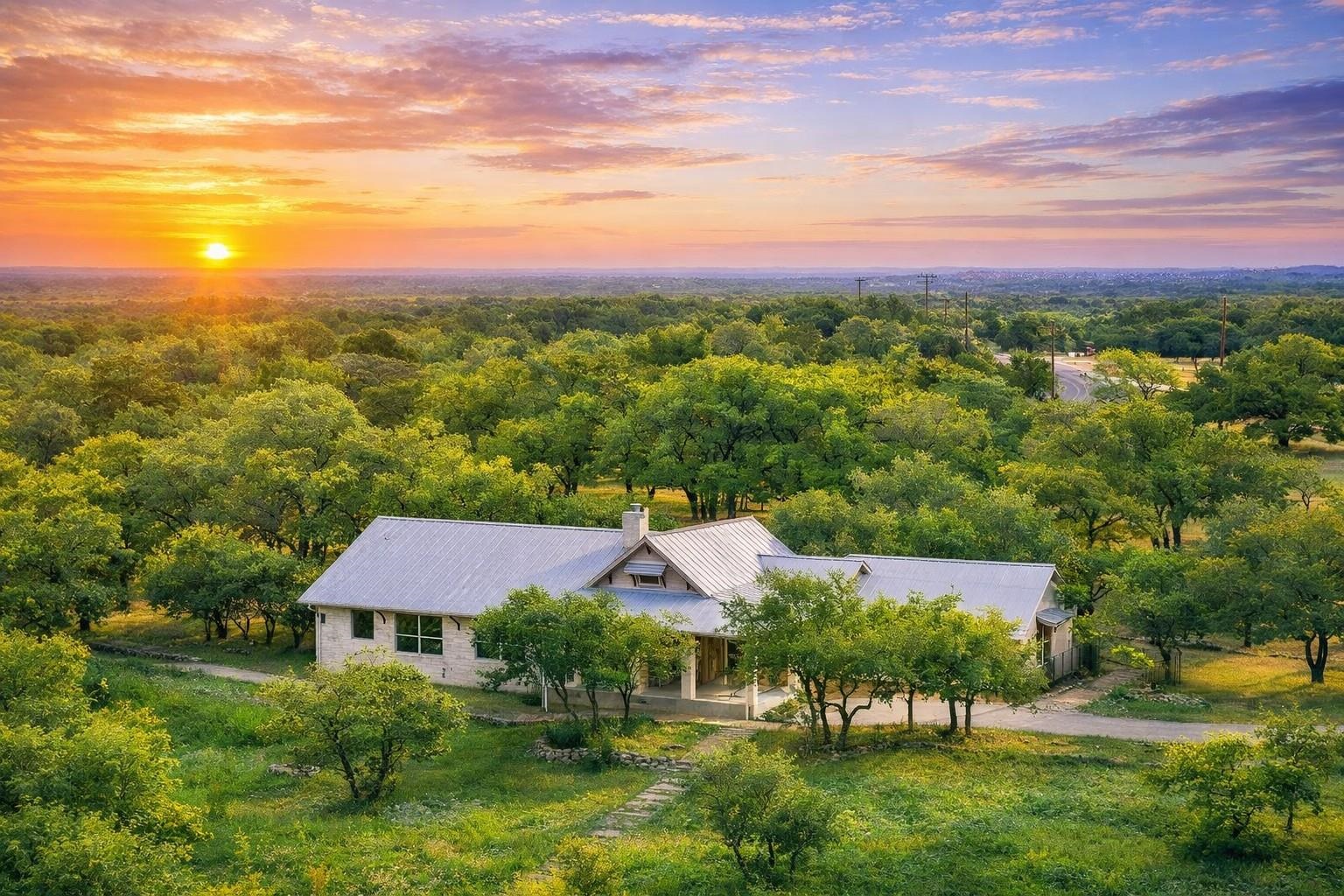232 Crooked Oak Lane Round Mountain TX 78663