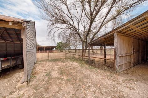 7400 Highway 27 Out Of Area TX 78013