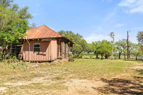 1318 Klett Ranch Road Johnson City TX 78636