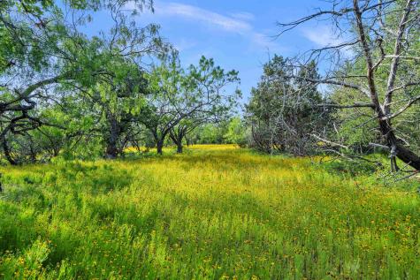 5026 W Ranch Road 1431 Kingsland TX 78639