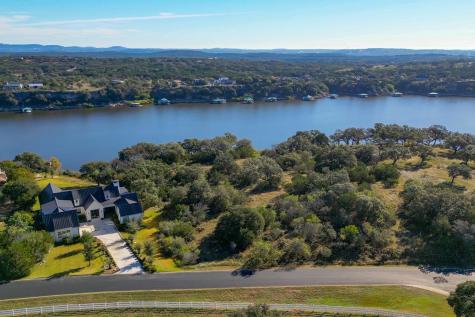 3032 Travis Lakeside Drive Spicewood TX 78669