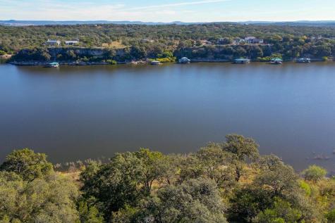3032 Travis Lakeside Drive Spicewood TX 78669