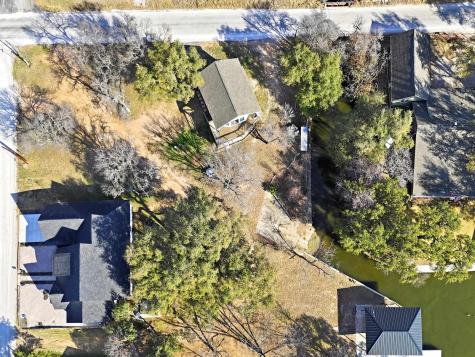 610 Williams Lakeshore Kingsland TX 78639