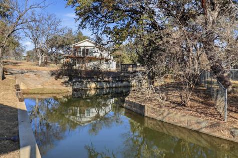 610 Williams Lakeshore Kingsland TX 78639