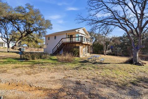 610 Williams Lakeshore Kingsland TX 78639