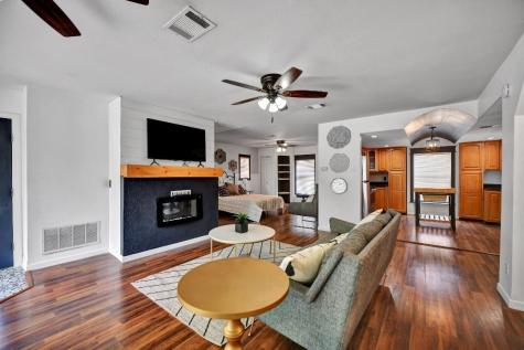 610 Williams Lakeshore Kingsland TX 78639