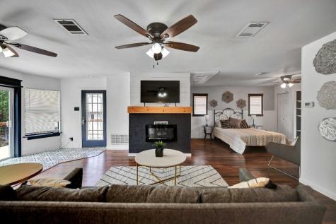 610 Williams Lakeshore Kingsland TX 78639