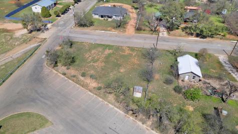 408 W Tarrant Street Llano TX 78643